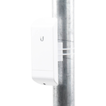 UBIQUITI LOCOM5 UBIQUITI NANOSTATION LOCOM5 - Radio con antena integrada Airmax 5.8GHz / Exterior / MIMO / Antena panel 13 dBi /