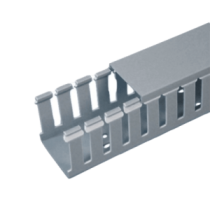 PANDUIT FC1.5X4LG2 Canaleta Ranurada de PVC con Tapa Tipo F 44.5 mm de Ancho 104.1 mm de Alto y 2 m