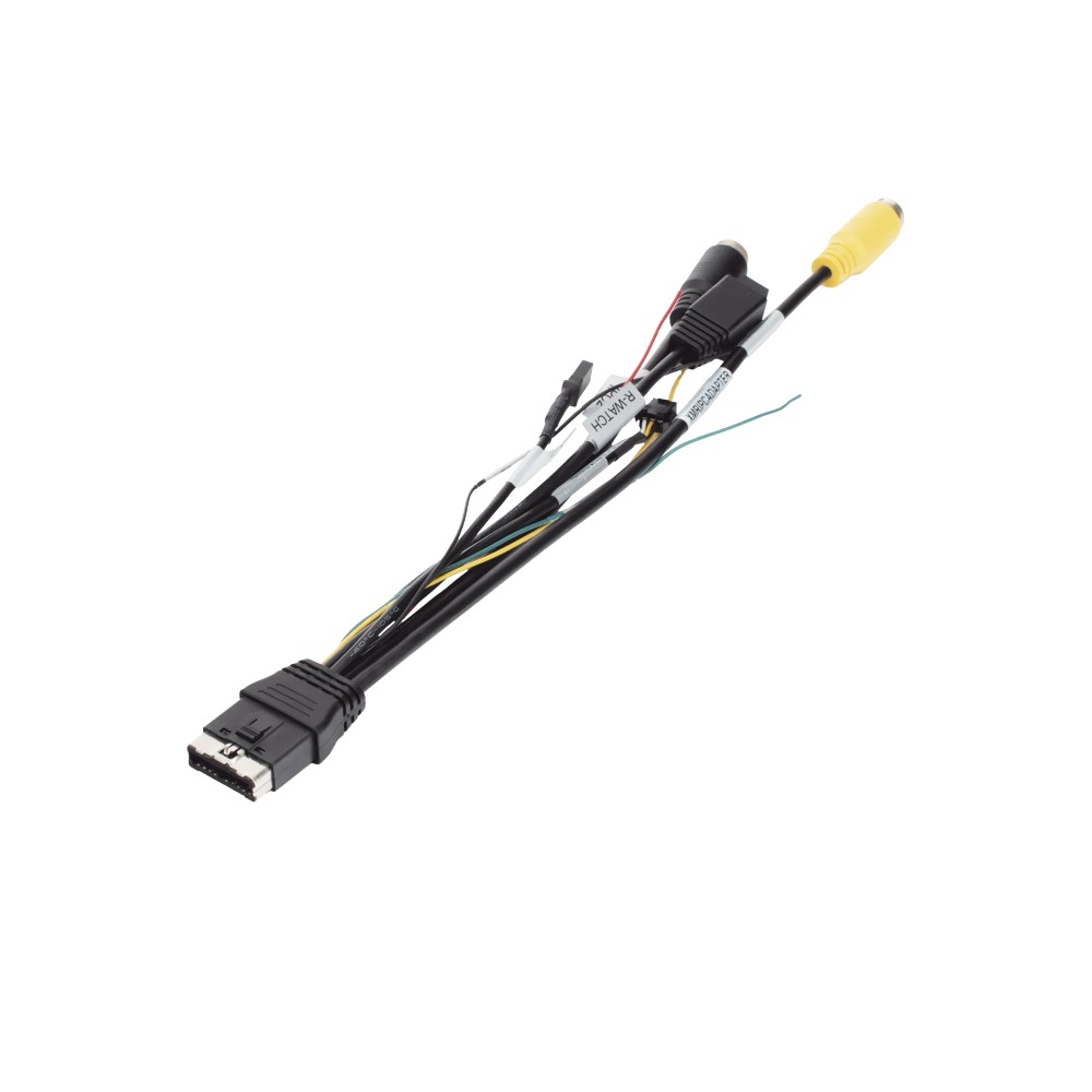 XMRIPCADAPTER Cable adaptador / posibilita la inclusin de un canal IP incorpora sali